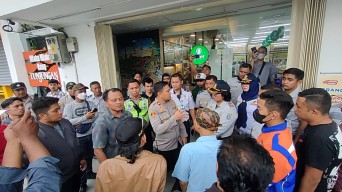 Kebijakan Parkir Non-Tunai untuk Mensejahterakan Jukir Surabaya, Tapi Ditolak Paguyuban?