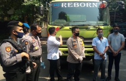 Polres Gresik Tangkap Pelaku Pencurian Truk dan Penadahnya