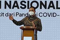Butuh Keserasian  dan Kebijakan Makro dan Masyarakat di Tengah Krisis