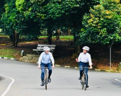 Diplomasi Sepeda Bambu ala Presiden Jokowi