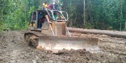 Tidak Ijin, Perusahaan Kayu CV Sula Baru Diprotes Warga
