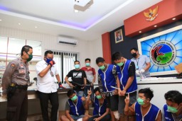 Polrestabes Surabaya Tangkap 6 sindikat pengedar narkoba