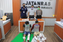 Jatanras Polrestabes Surabaya Tembak Kaki Dua Residivis