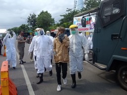 Petugas  Check Point, Temukan Satu Orang ODP di Pintu Masuk Surabaya