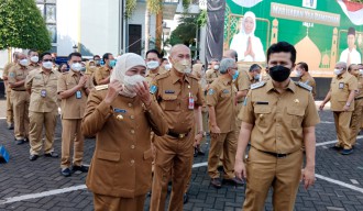 Gubernur Khofifah Minta ASN Tetap Produktif Saat Ramadhan