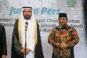 Bahas Kemudahan Jemaah Haji dan Umrah Indonesia