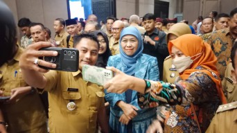 Gubernur Khofifah Apresiasi Inovasi dan Kolaborasi Pelayanan di Tingkat Kecamatan