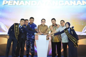 Resmikan Dua Asrama SMAN 3 Taruna Angkasa Jawa Timur, Pj. Gubernur Adhy Tegaskan Komitmen Pemprov Jatim Tingkatkan Kualitas Pendidikan di Bumi Majapahit