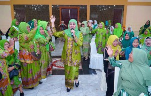 Di Pelantikan dan HBH Muslimat NU Sumut, Khofifah Ajak Rajut Kembali Persaudaraan Pasca Putusan MK Terkait Pilpres 2024
