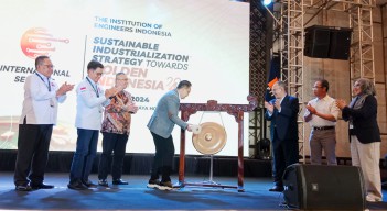 Pemprov Jatim Dorong Persatuan Insinyur Indonesia Rumuskan Kebijakan Industrialisasi Berkelanjutan