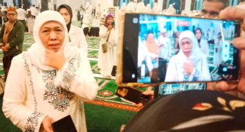 MK Tolak Gugatan Risma-Gus Hans, Khofifah: Kemenangan untuk Jawa Timur