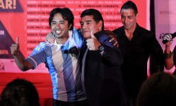 Maradona, Gol Tangan Tuhan, Rawon dan Pelukan Hangat