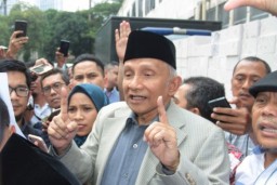 Pengamat Politik: Amien Siapkan Hanafi Rais