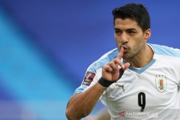 Luis Suarez Terpapar Corona