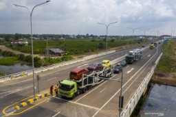 Jokowi Resmikan Jalan Tol Trans-Sumatera di Palembang