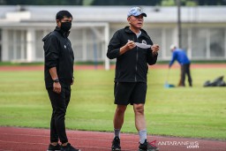 Ketum PSSI Larang Pemain Timnas U-19 Makan Pecel Lele dan Gorengan