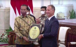 Berhasil Swasembada Beras, Indonesia Raih Penghargaan dari IRRI