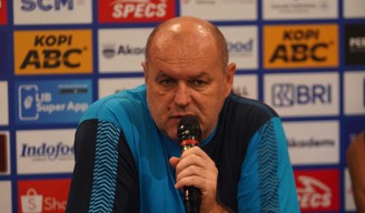 Bojan Hodak Andalkan Dukungan Bobotoh di Laga Pembuka Liga 1 2024/2025