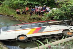 Bus Rombongan Pemkab Agam Kecelakaan, Dua Meninggal 14 Luka-luka