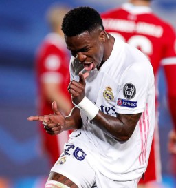 Tekuk Liverpool, Satu Kaki Real Madrid di Semifinal