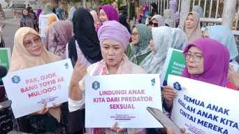 Bacagub Jatim Luluk Nur Hamidah Santai Tanggapi Hasil Survei Poltracking