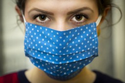 Masker Kain Aman atau Tidak? Ini Penjelasan Relawan Covid-19