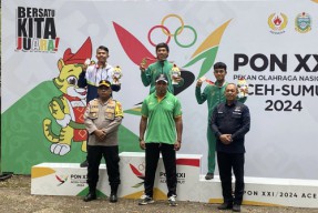 Pembalap Jawa Timur, Feri Yudoyono Raih Emas di Cross Country Olympic Putra