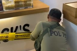 Gerai Es Krim di Surabaya Disegel karena Jual Produk Beralkohol Tanpa Izin, Wali Kota Eri: Ini Soal Kepatuhan dan Perlindungan Publik