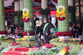 Gubernur Khofifah Ajak Masyarakat Jatim Bawa Semangat Jer Basuki Mawa Beya untuk Raih Kesuksesan