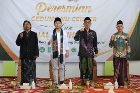 Wagub Emil Resmikan Gedung NU Center Geneng