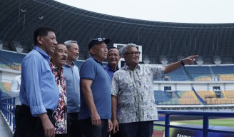 Calon Wali Kota Bandung Terpilih Muhammad Farhan Kunjungi Stadion GBLA, Tegaskan Dukungan Pengembangan oleh Pemkot