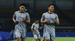 Persib Kembali Berlatih di GBLA, Dimas Drajad Mulai Pulih dan Siap Perkuat Lini Depan