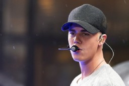 Justin Bieber Umumkan Jadwal Tur Dunia