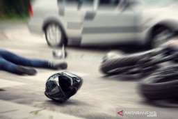 Ibu dan Anak di Padang Tewas Ditabrak Truk yang Membawa Alat Berat