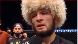 Khabib Juara UFC 254, Kalahkan Gaethje dengan Teknik Triangle Choke