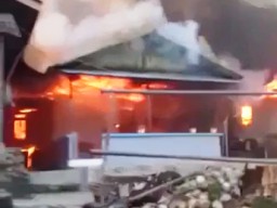 Bentrok Dua Desa Ori dan Kariuw di Maluku, Rumah Warga Dibakar
