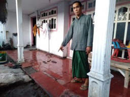 Banyak Rumah Retak, Warga Ancam Demo PPLS