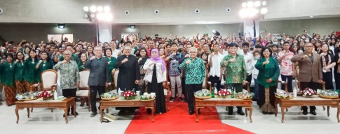Tingkatkan Solidaritas, Gubernur  Khofifah Jalin Silaturahmi Bersama ASN PD Oikumene