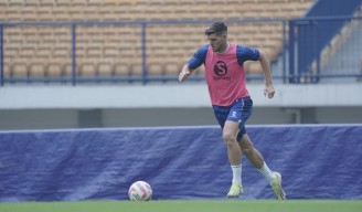 PERSIB Bandung Hadapi Dewa United Tanpa Nick Kuipers: Pelatih Tetap Optimis