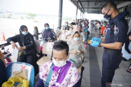 Pekerja Ilegal Dipulangkan dari Malaysia