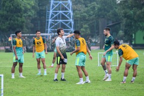 Usaha Persib Akhiri Musim Dengan Manis