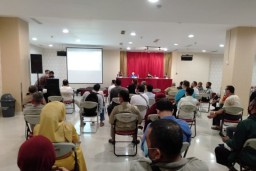 Walikota Eri Cahyadi Harus Bisa  Selesaikan Masalah Pasar Turi