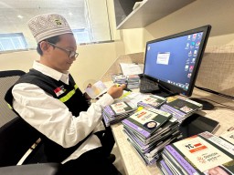 Melihat Kerja Petugas Siapkan Ribuan Dokumen Kepulangan Jemaah Haji dari Madinah