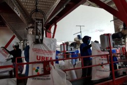 Pupuk Indonesia Jamin Pasokan ke Petani Aman