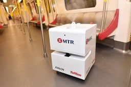 Gunakan Robot untuk Bersihkan Bandara dan Stasiun Kereta