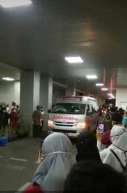 Dokter RS. Soewandi Yang Meninggal Diketahui Tiga Kali Negatif Test Swab