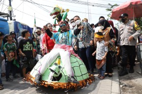 Sedekah Bumi Kampung Gadel, Gelorakan Kembali Budaya Arek
