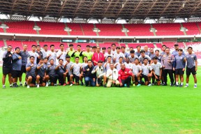 Presiden Jokowi Temui Tim U-20 di Stadion GBK