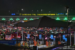Situasi Arus Mudik di Tol Cikampek pada H-2 jelang Lebaran Relatif Lancar