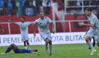 PERSIB Kokoh di Puncak Klasemen Usai Bungkam Arema FC 3-1